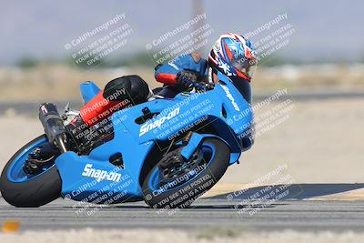 media/Oct-13-2025-Moto Forza (Mon) [[a66d839500]]/3-B Group/Session 3 (Turn 16)/